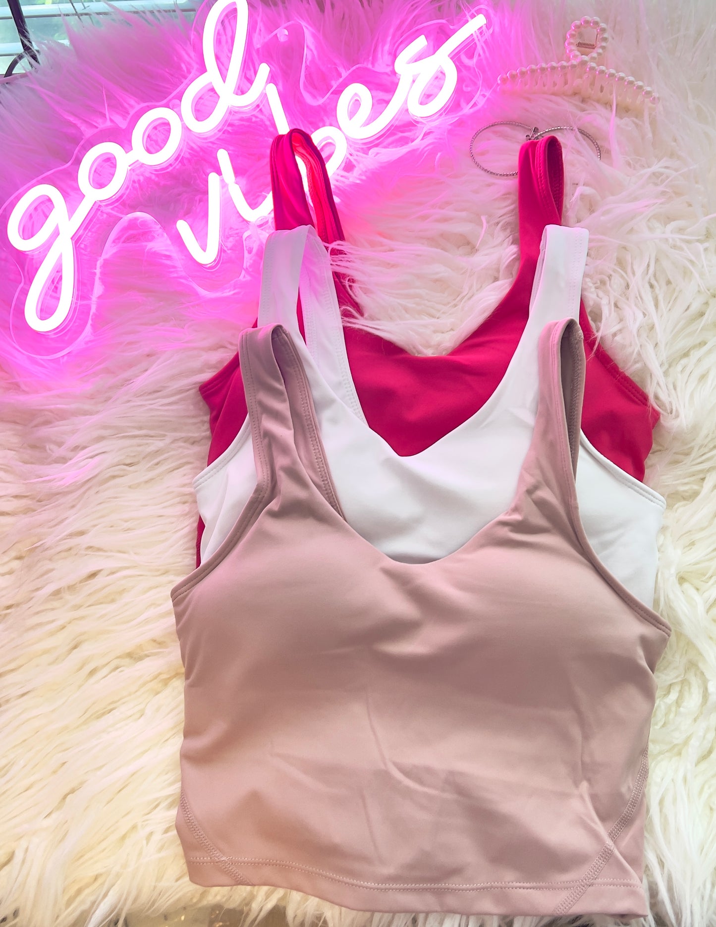 Lulu dupe yoga top ✨PRE ORDER✨ closes 4/10 ships 2/3 weeks from close date